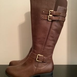 Naturalizer wide calf/wide foot size 9 brown boots